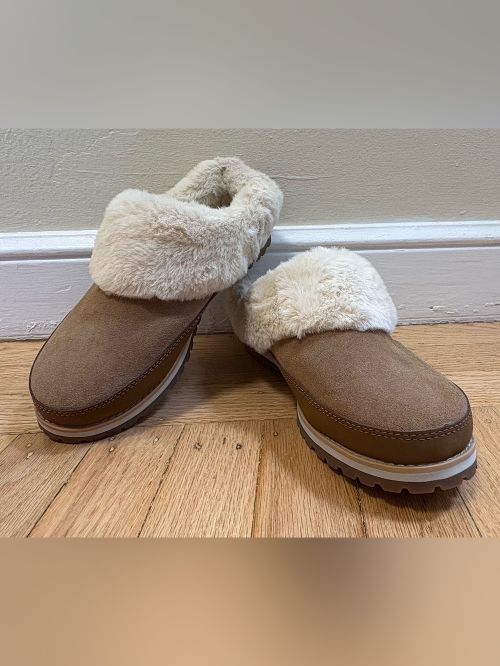 Timberland Women's Cozy Faux-Fur Lined Slip-On Faux-Fur Slipper Clog